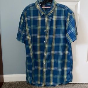 Tommy Hilfiger Button Up